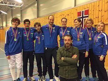 Meget sterk Njård innsats under senior NM i fekting 2017. Ungdommene melder seg på!